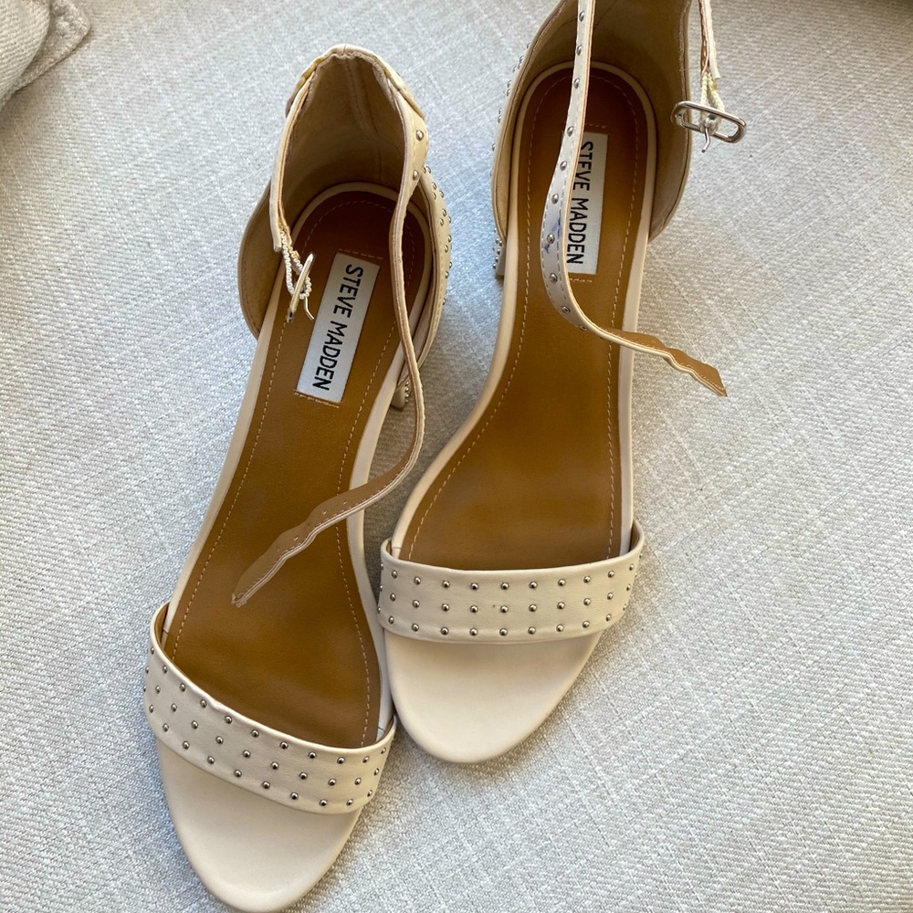 Steve Madden Sandal.